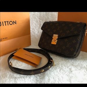 ❌SOLD❌Brandnew Louis Vuitton Pochette Metis